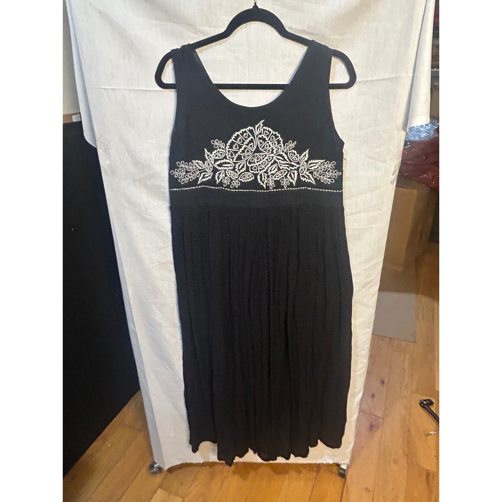 Black Embroidered Maxi Dress Boho Flowy Summer Vacation Sleeveless